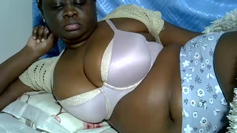 Snapshot of pearl_33 chatting on July 26, 2026, 5:48 am Keci online show from July 26, 2026, 5:48 am