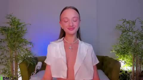 Sex Leah online show from June 12, 2026, 12:42 am