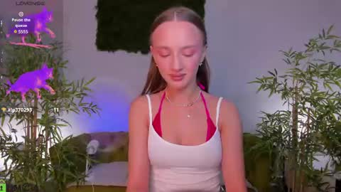 Sex Leah online show from June 30, 2026, 1:06 am