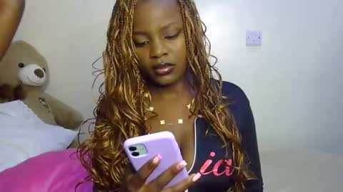 vel online show from February 11, 2026, 8:36 pm