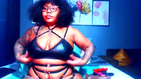 Pearl online show from February 24, 2025, 10:36 pm