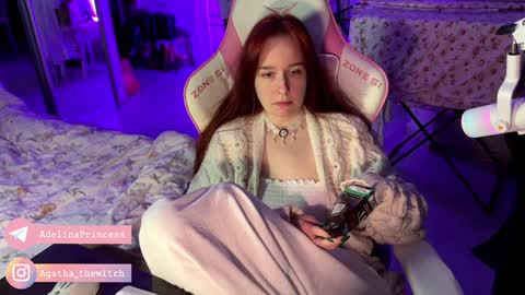 Snapshot of pearlprincess_ chatting on January 13, 2025, 10:24 pm Adelina online show from January 13, 2025, 10:24 pm