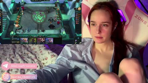 Snapshot of pearlprincess_ chatting on January 26, 2025, 1:20 am Adelina online show from January 26, 2025, 1:20 am