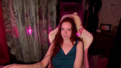 Snapshot of pearlprincess_ chatting on February 1, 2026, 10:19 pm Adelina online show from February 1, 2026, 10:19 pm