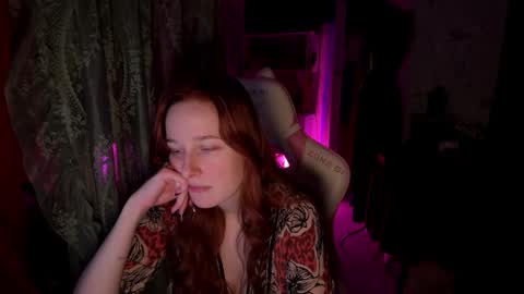 Snapshot of pearlprincess_ chatting on March 8, 2026, 2:04 am Adelina online show from March 8, 2026, 2:04 am