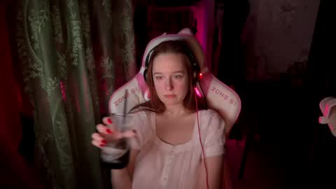 Adelina online show from May 5, 2026, 3:47 am
