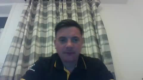 pedrok87 online show from March 14, 2026, 4:40 am