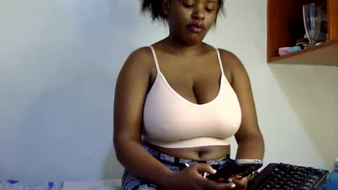 Snapshot of peekyshams chatting on September 10, 2025, 5:40 am peekyshams online show from September 10, 2025, 5:40 am