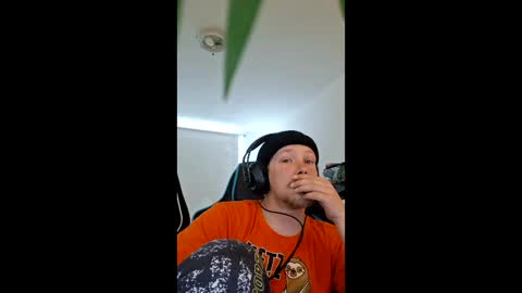 Snapshot of peeteez chatting on May 5, 2026, 4:15 pm peeteez online show from May 5, 2026, 4:15 pm