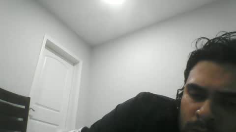 Snapshot of peeteymhmmm chatting on June 2, 2026, 11:18 pm peeteymhmmm online show from June 2, 2026, 11:18 pm