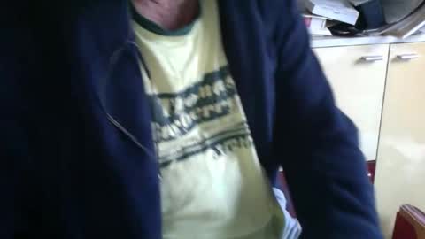 Snapshot of pegaso1000 chatting on April 1, 2026, 8:37 am pegaso1000 online show from April 1, 2026, 8:37 am