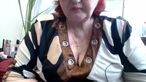 Snapshot of peggysoft chatting on May 10, 2026, 12:32 pm PeggySoft online show from May 10, 2026, 12:32 pm
