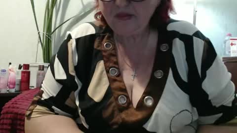 Snapshot of peggysoft chatting on June 5, 2026, 11:54 pm PeggySoft online show from June 5, 2026, 11:54 pm