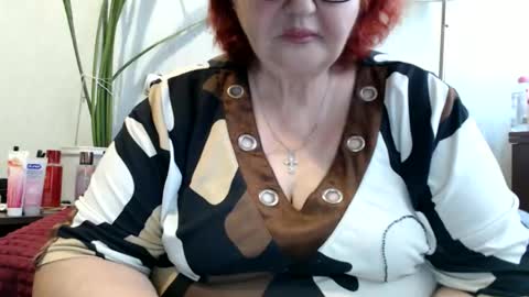 Snapshot of peggysoft chatting on June 8, 2026, 7:31 am PeggySoft online show from June 8, 2026, 7:31 am