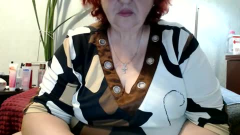 Snapshot of peggysoft chatting on June 8, 2026, 7:36 pm PeggySoft online show from June 8, 2026, 7:36 pm
