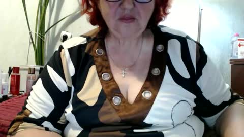 Snapshot of peggysoft chatting on June 9, 2026, 7:47 pm PeggySoft online show from June 9, 2026, 7:47 pm