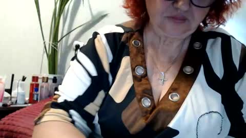 Snapshot of peggysoft chatting on June 18, 2026, 12:22 am PeggySoft online show from June 18, 2026, 12:22 am