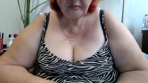 Snapshot of peggysoft chatting on June 25, 2026, 7:35 am PeggySoft online show from June 25, 2026, 7:35 am