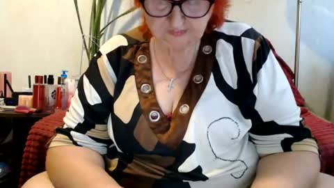 Snapshot of peggysoft chatting on July 13, 2026, 3:26 pm PeggySoft online show from July 13, 2026, 3:26 pm