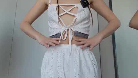 Snapshot of pelagy chatting on February 20, 2026, 8:27 am Pelagy Show time 2-10 pm Dubai time zone online show from February 20, 2026, 8:27 am