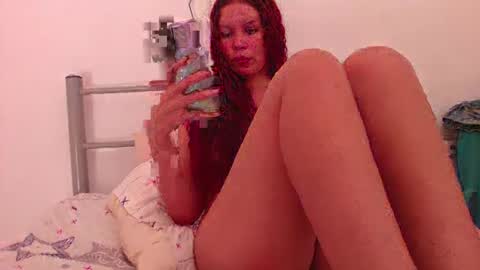 pelirroja_sexy online show from April 5, 2026, 2:14 pm