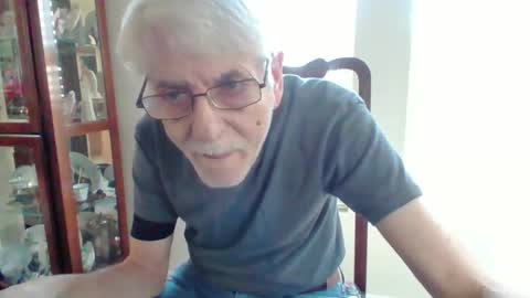 Snapshot of pem1650 chatting on September 27, 2025, 7:30 pm pem1650 online show from September 27, 2025, 7:30 pm