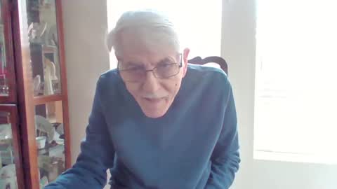 Snapshot of pem1650 chatting on October 3, 2025, 7:00 pm pem1650 online show from October 3, 2025, 7:00 pm