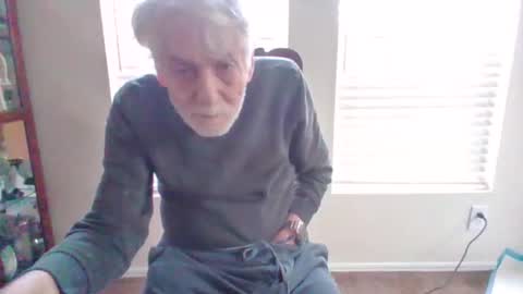 Snapshot of pem1650 chatting on October 18, 2025, 4:41 pm pem1650 online show from October 18, 2025, 4:41 pm