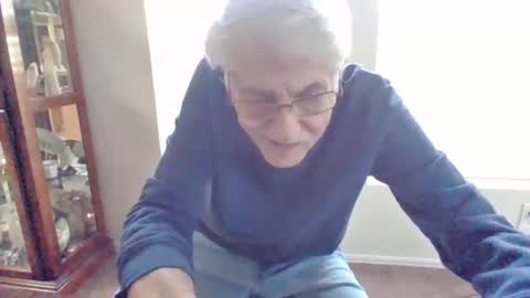 Snapshot of pem1650 chatting on October 21, 2025, 8:31 pm pem1650 online show from October 21, 2025, 8:31 pm