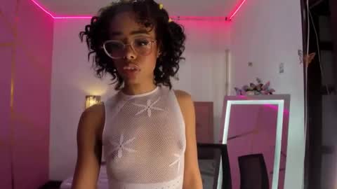 peneelopeecute online show from February 17, 2025, 10:03 pm