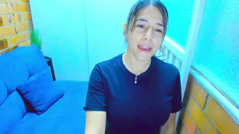 Snapshot of penelope47 chatting on December 18, 2024, 6:25 pm Penelope online show from December 18, 2024, 6:25 pm