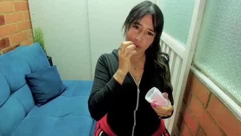 Snapshot of penelope47 chatting on September 10, 2025, 6:52 pm Penelope online show from September 10, 2025, 6:52 pm