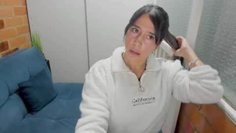 Snapshot of penelope47 chatting on November 13, 2025, 8:41 pm Penelope online show from November 13, 2025, 8:41 pm