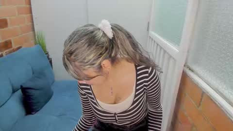 Snapshot of penelope47 chatting on November 22, 2025, 7:02 pm Penelope online show from November 22, 2025, 7:02 pm