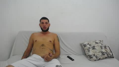 Snapshot of penelopeanddior chatting on May 11, 2026, 4:40 am independent model online show from May 11, 2026, 4:40 am