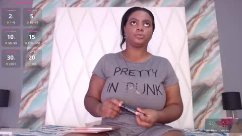 Snapshot of penelopeboobs_ chatting on September 11, 2025, 5:13 pm online show from September 11, 2025, 5:13 pm