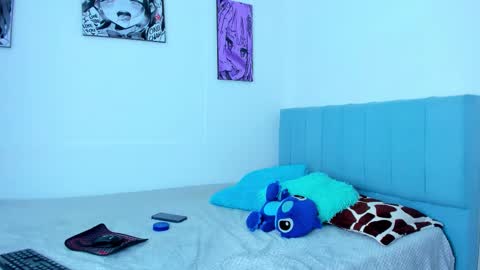 penelope online show from December 3, 2025, 3:25 am