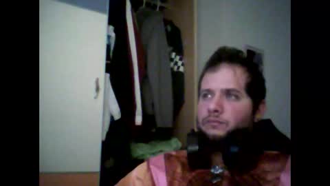 Penesaur online show from April 22, 2026, 1:19 am