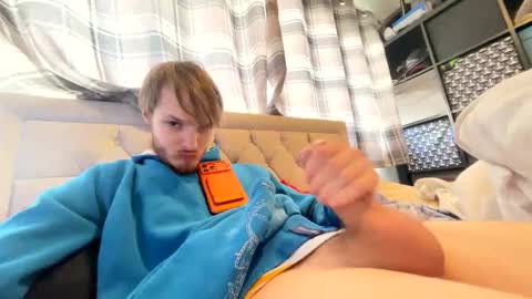 Penguin online show from February 22, 2026, 3:43 pm