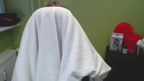 Penny online show from December 2, 2025, 7:36 am