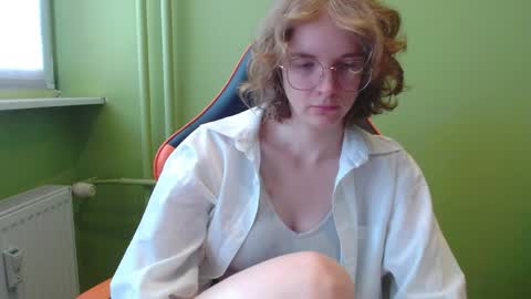 Penny online show from May 5, 2026, 6:21 am
