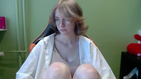Snapshot of penny_lust chatting on May 8, 2026, 6:30 am Penny online show from May 8, 2026, 6:30 am