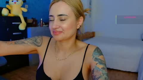 Hi Im Penelope  better vibrations  1111 online show from May 27, 2026, 10:29 pm