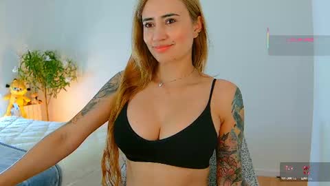 Hi Im Penelope  better vibrations  1111 online show from June 16, 2026, 12:19 pm