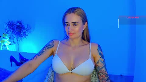 Hi Im Penelope  better vibrations  1111 online show from June 19, 2026, 8:45 pm