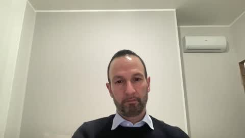 Snapshot of peppinslosqualo chatting on February 7, 2025, 11:45 pm peppinslosqualo online show from February 7, 2025, 11:45 pm