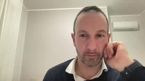 Snapshot of peppinslosqualo chatting on March 7, 2026, 12:29 am peppinslosqualo online show from March 7, 2026, 12:29 am