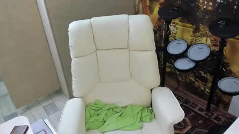 Snapshot of pepsi_pussy chatting on March 15, 2026, 5:19 pm Naked Drummer online show from March 15, 2026, 5:19 pm