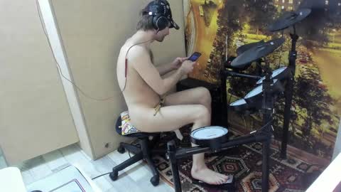 Snapshot of pepsi_pussy chatting on April 14, 2026, 3:40 pm Naked Drummer online show from April 14, 2026, 3:40 pm