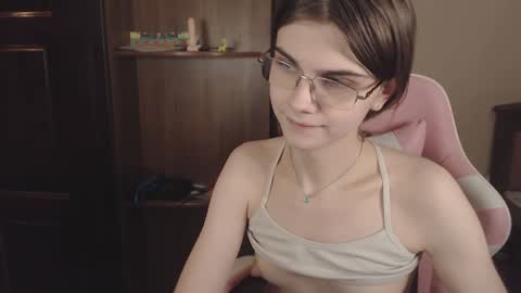 Farida online show from December 10, 2024, 2:05 am